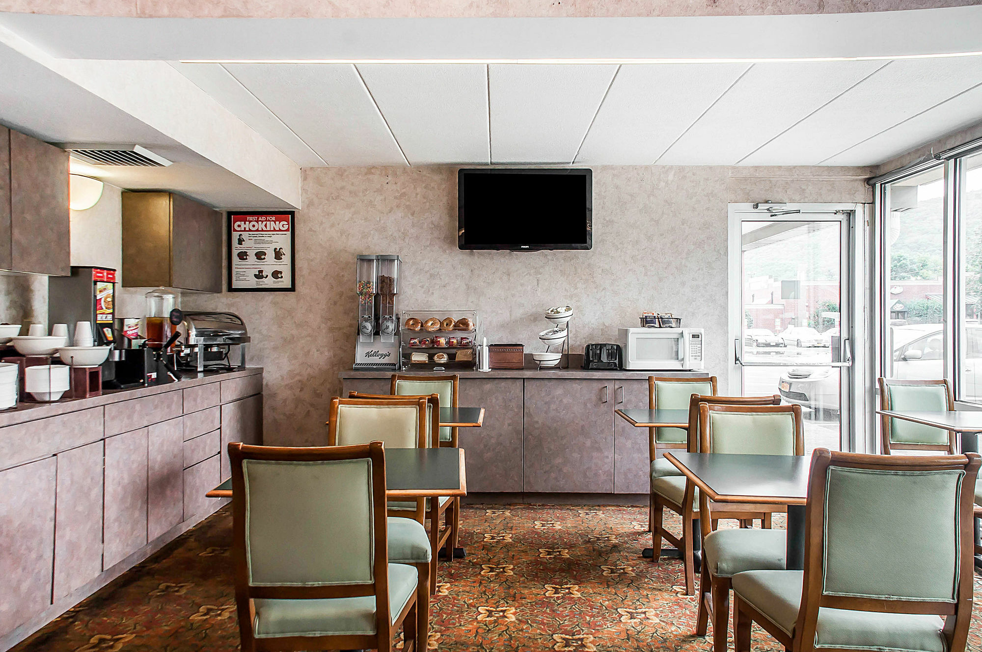 Econo Lodge Elmira-Corning Fisherville Bagian luar foto